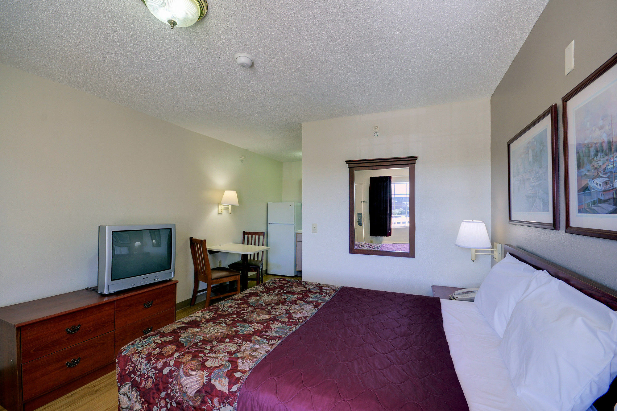 Intown Suites Extended Stay Houston Tx - Westchase Exteriér fotografie